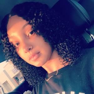 Meet your Posher, Tonya